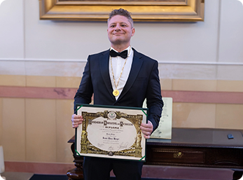 Urologista do Hospital Moinhos de Vento assume como membro titular mais jovem da Academia Nacional de Medicina